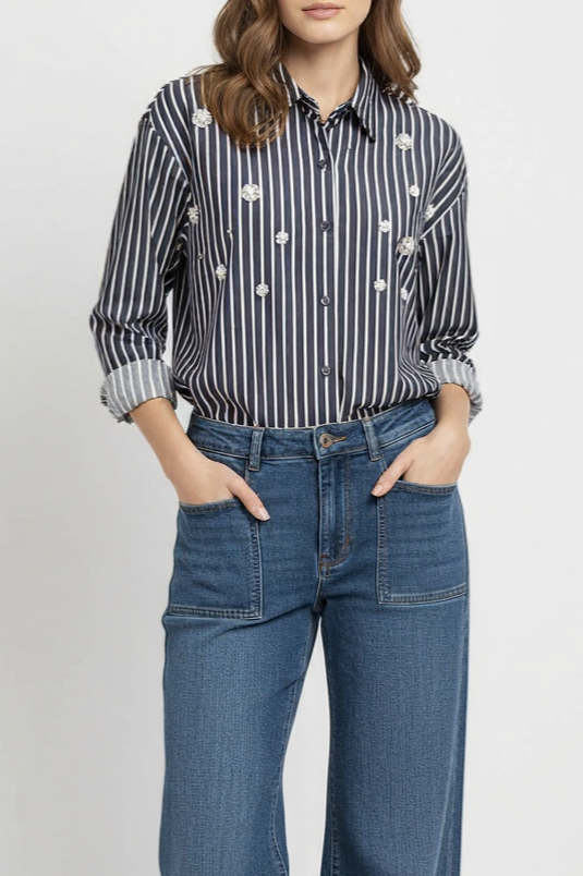 CAMICIA A RIGHE CROP CON APPLICAZIONI FLOREALI