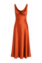 Abito Midi in Raso con Scollo Drappeggiato