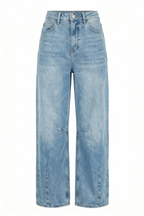 Relaxed ankle jeans