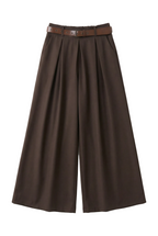 Wide-leg trousers with belt