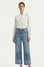 Jeans con Orlo Ricamato