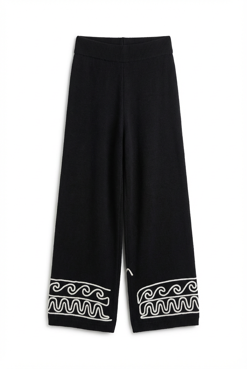 Trousers with embroidery