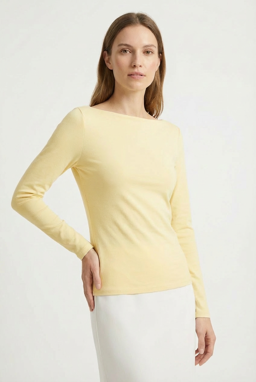 Essential long-sleeved T-shirt