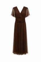 Elegante Abito Lungo in Tulle con Scollo a V
