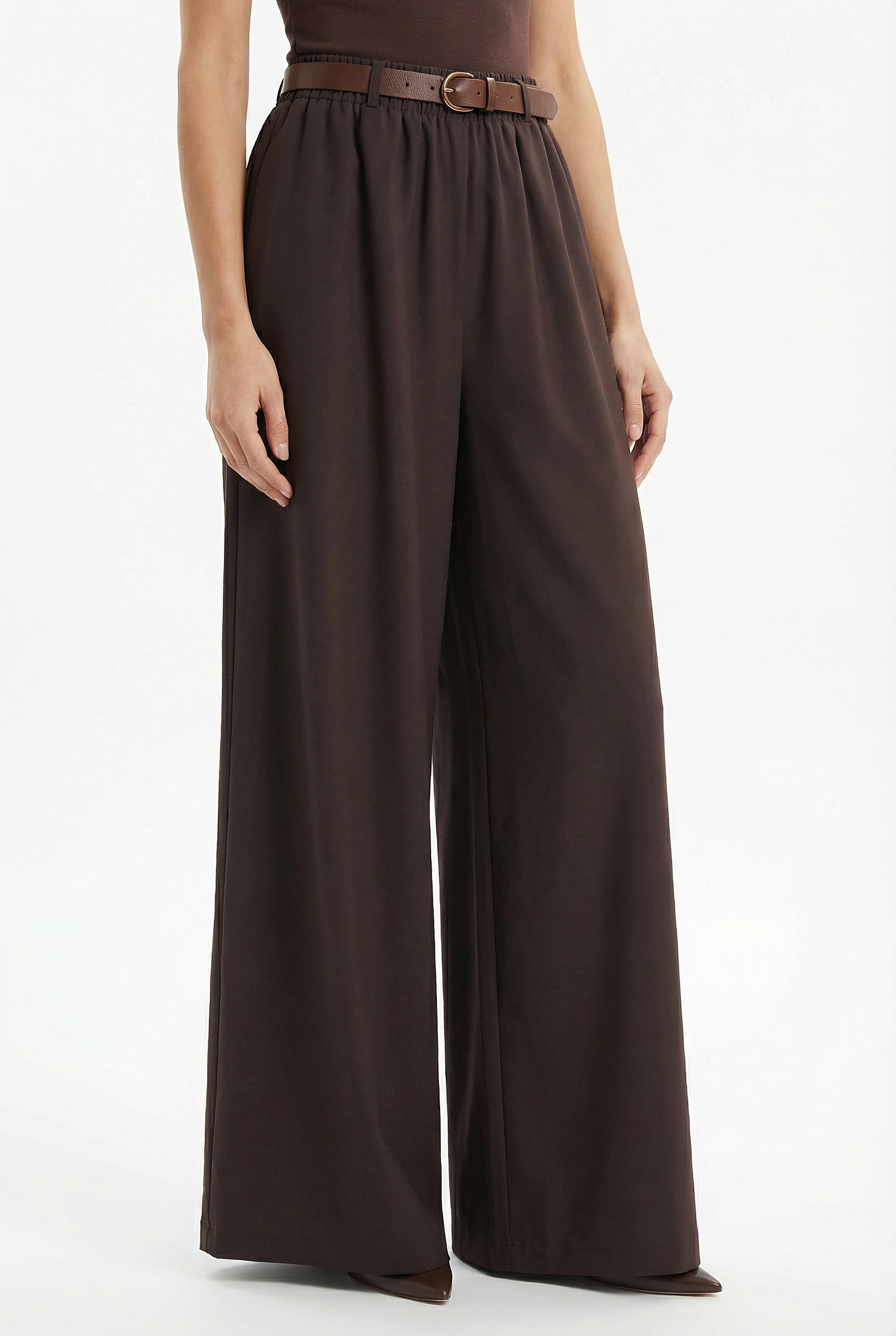 Wide-leg trousers with belt