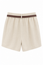 Short Scintillante con Cintura e Sciarpa Paisley