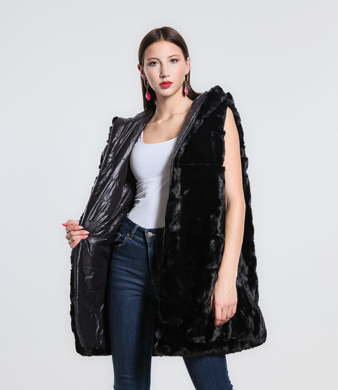 GILET REVERSIBILE IN ECO FUR CON CAPPUCCIO SM NERO