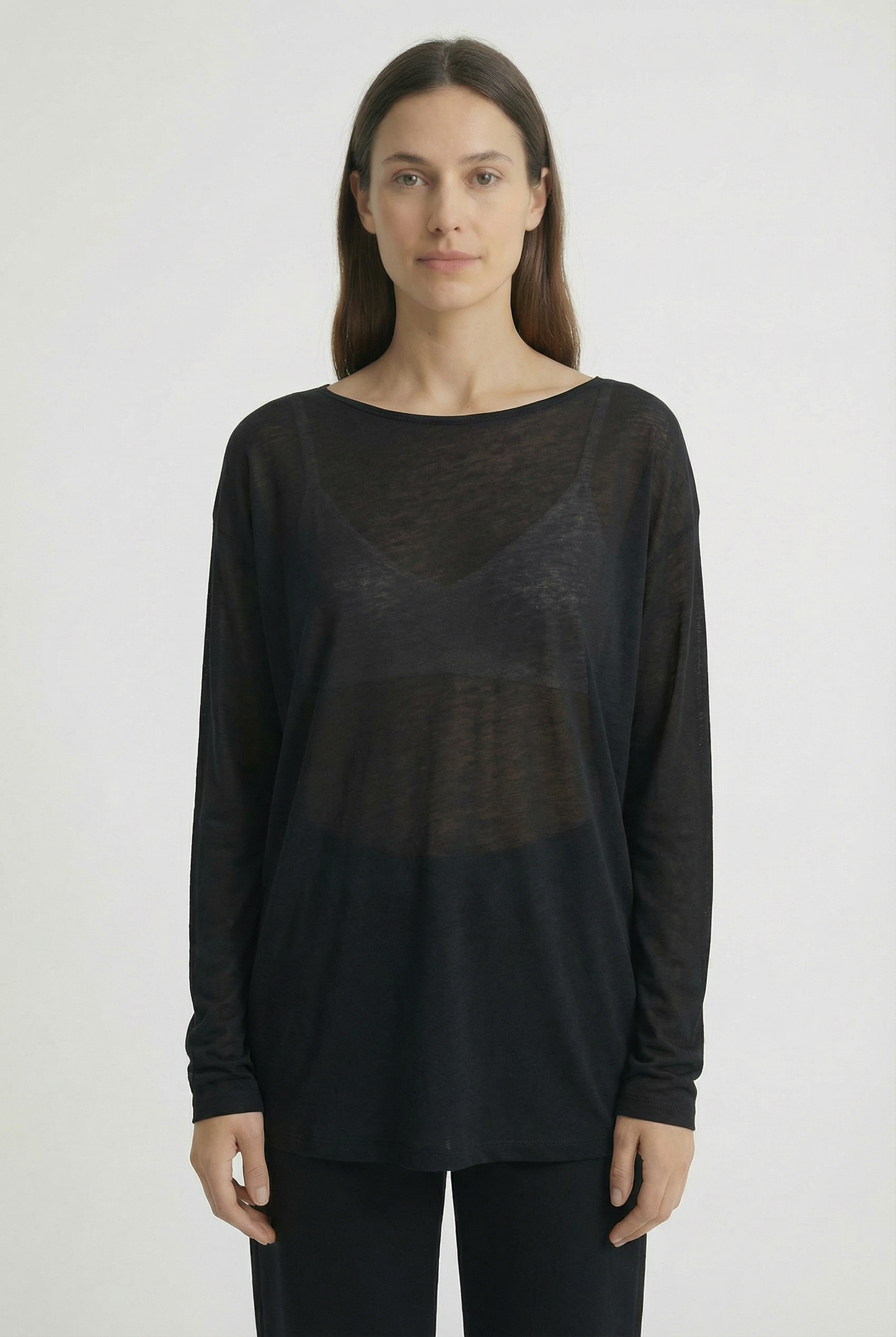 Maglietta essenziale semitrasparente