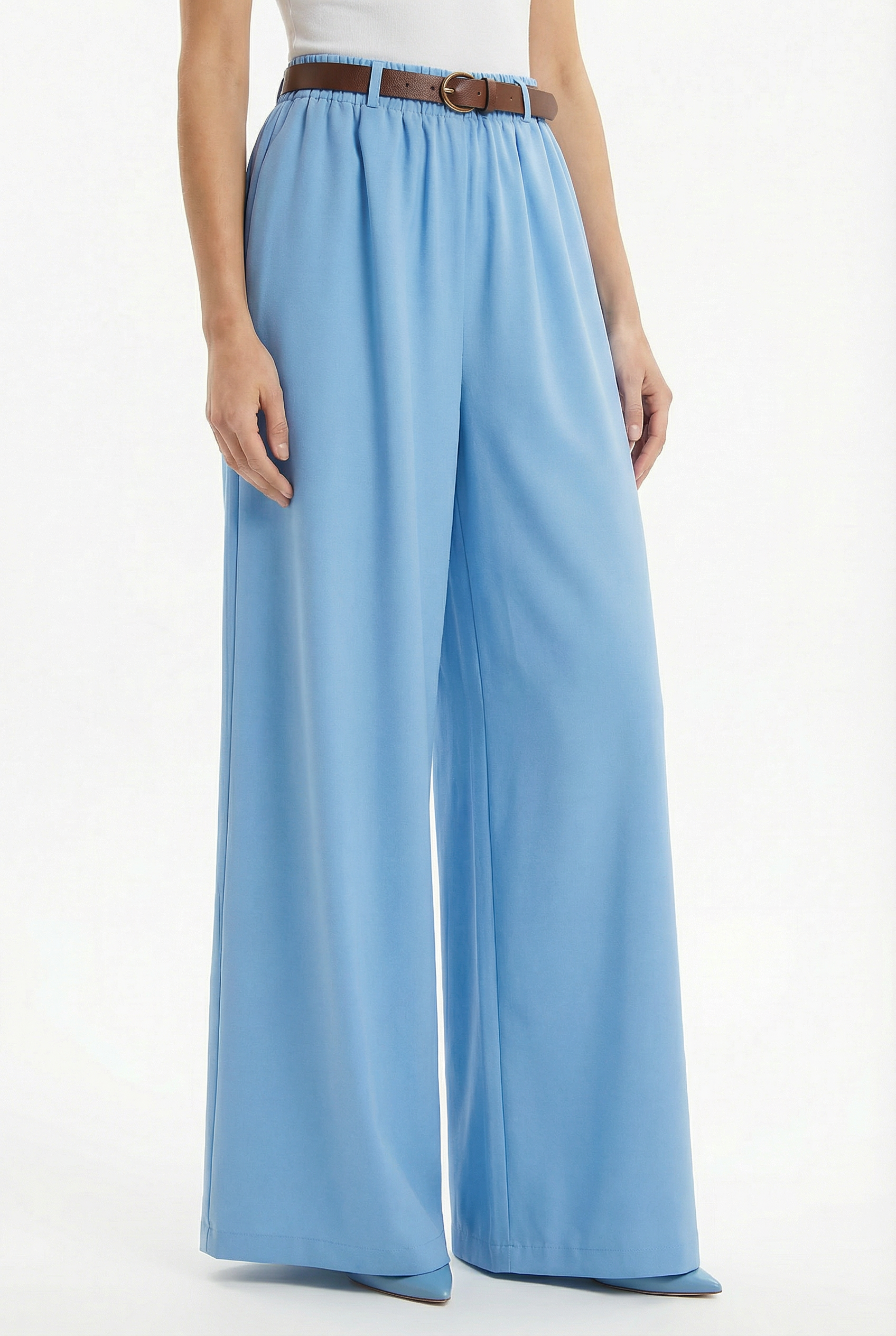 Wide-leg trousers with belt