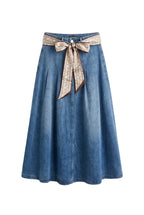 Gonna Midi in Denim a Ruota con Cintura Foulard Paisley