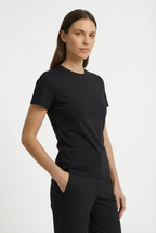 T-shirt a maniche corte essenziale