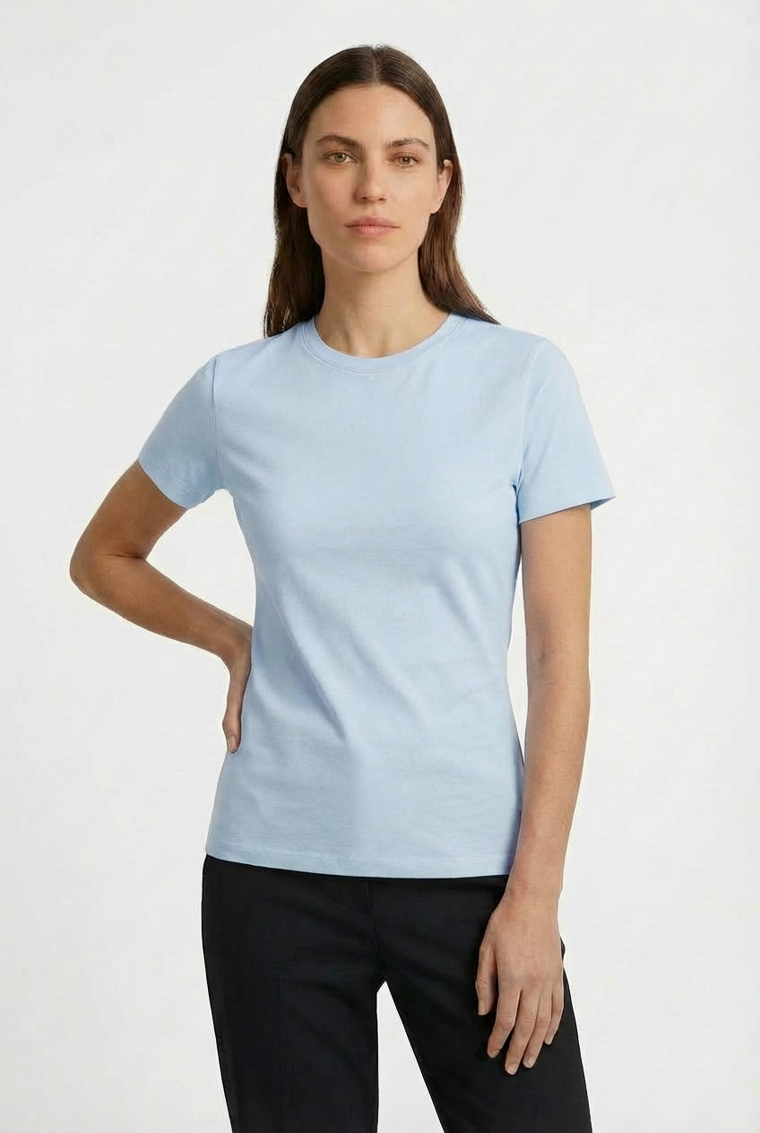 Essential short-sleeved T-shirt